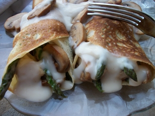 Chicken Asparagus with Bechamel Sauce