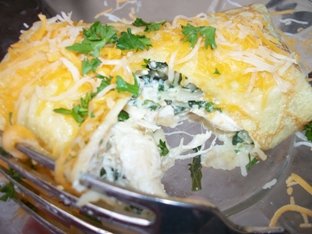 chicken-spinach-artichoke-crepes